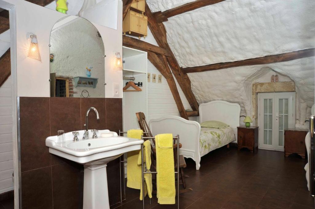 Chambres et tables d'hôtes Le Voriou Couddes Chambre photo